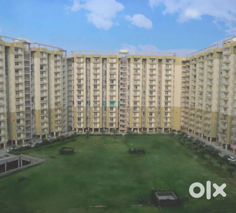 Need  flatmate in sharing Agi Sky Garden 2bhk Fully furnished