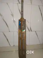 Tennis cricket bat