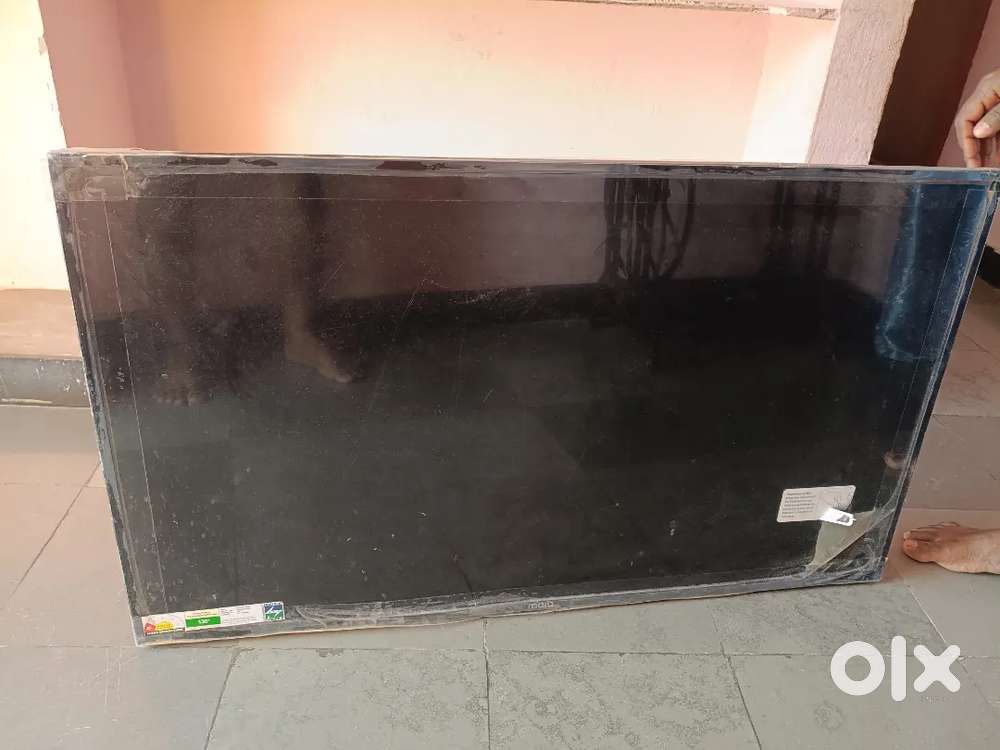 Marq tv & tv with remot working & 43in LED Tv