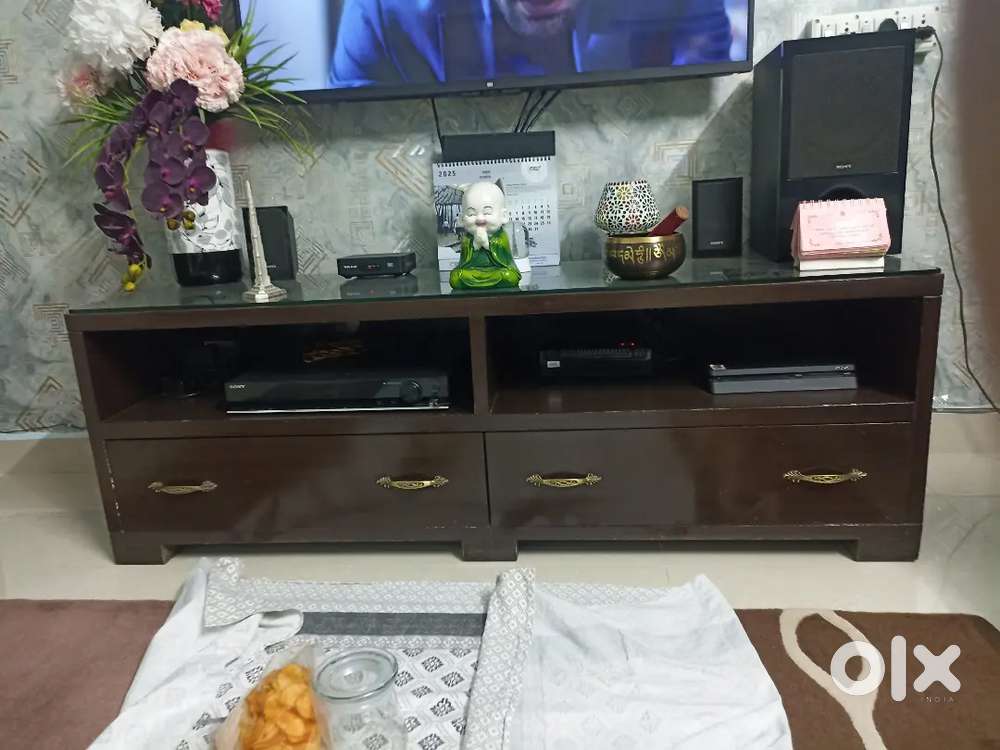 T V UNIT cum drawer