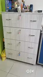 Storage drawer