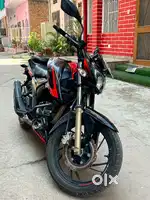 Apache RTR 200 4V