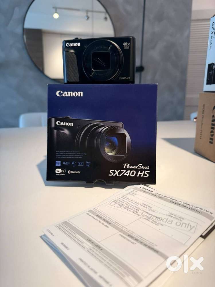 Canon PowerShot SX740 HS Digital Camera Black Brand New