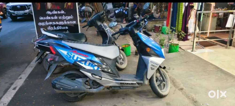 Sizuki avenis 2023 model sale