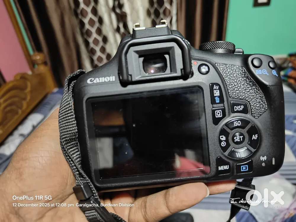 Canon EOS 1500D