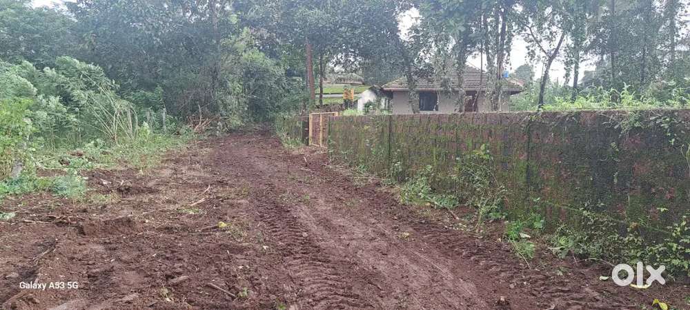 Moodbidri road side plot for sale, 100mtrs near to the state highway.