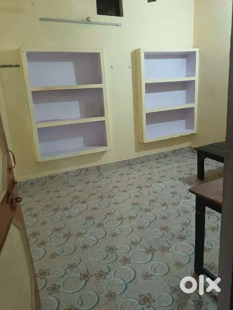 1 BHK room with 24x7 solar power supply