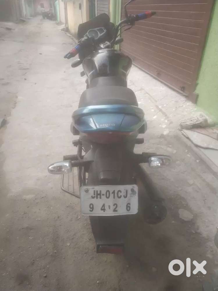 Fully new condition me hai 1 bar bhi engine nahi khula hai