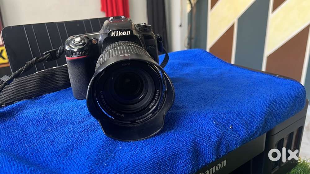 Nikon 7500d