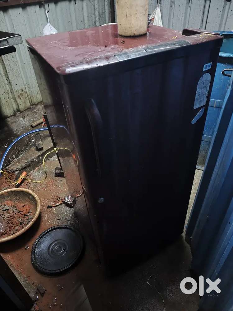 LG FRIDGE for sale