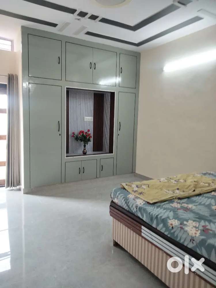 Only for family Park facing property