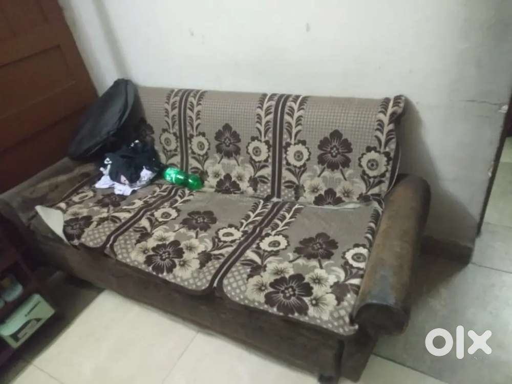 New condition sofa set