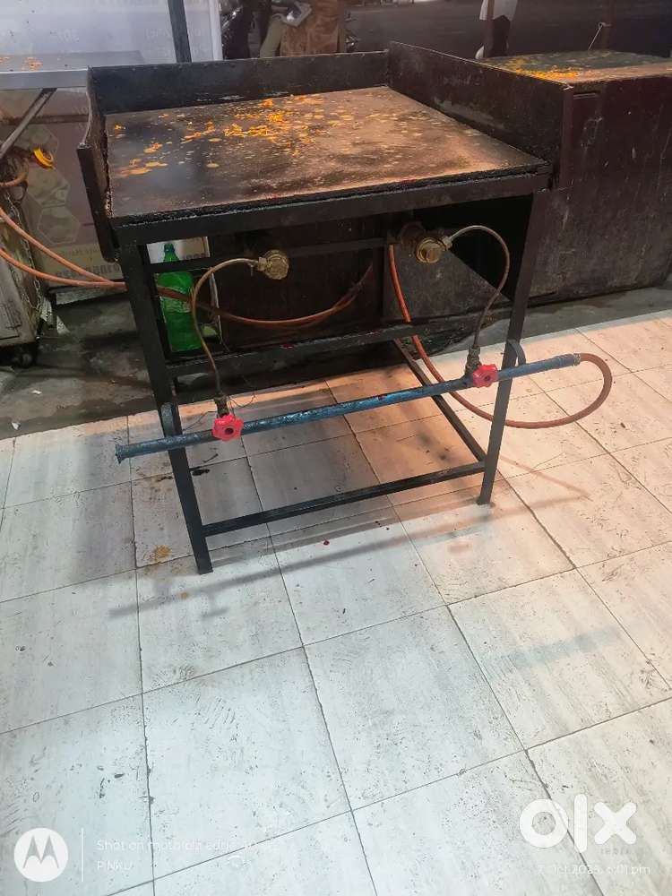 4 dosa commercial  iron stove with 2 burners  for sale