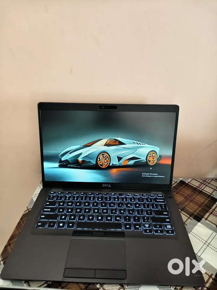 Dell laptop i5-8th 16GBRAM 256gb ssd