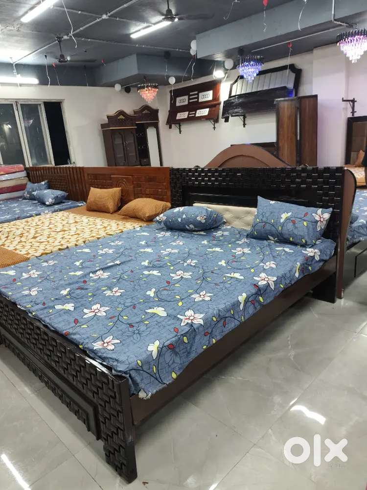 New model king size bed available in starf dream furniture