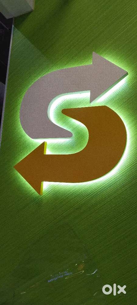Subway pebbles down town mall Faridabad me ladke ki jarurat hai