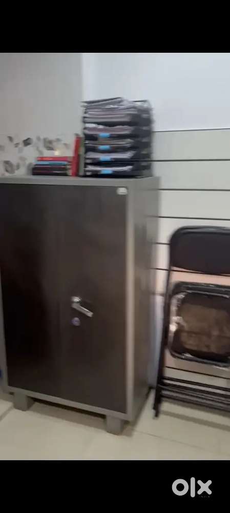 Very good and well maintained building,