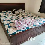 Queen, king size wholesale rates cots, beds, sofa sets