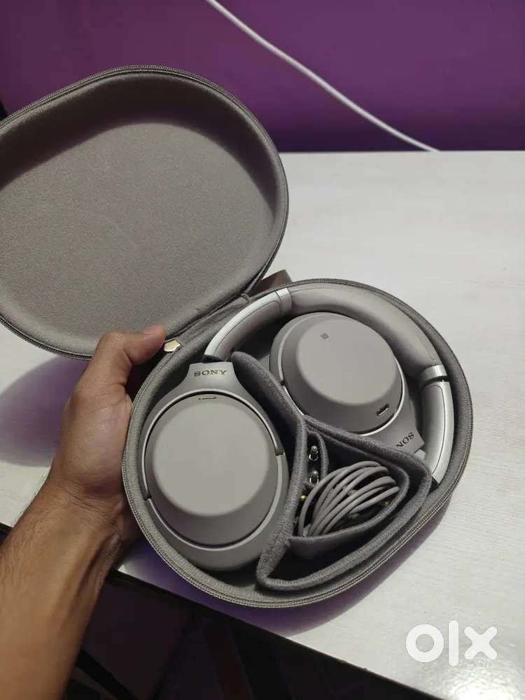 Sony 1000XM3 Noice Cancellation Headphone