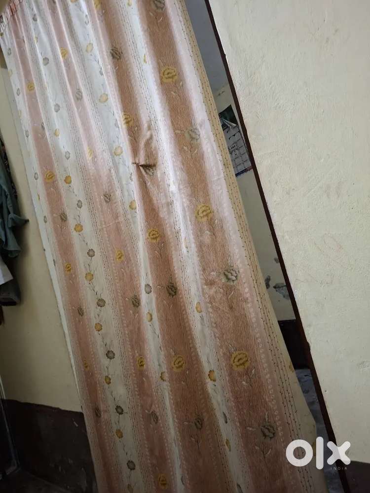 Ghar me kaam karne wali chahiye