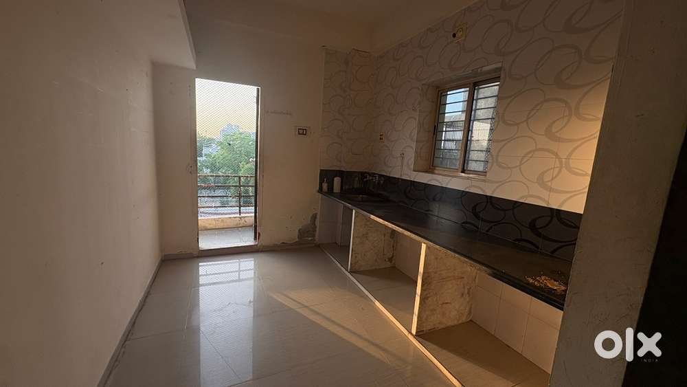 flat for rent in manjalpur