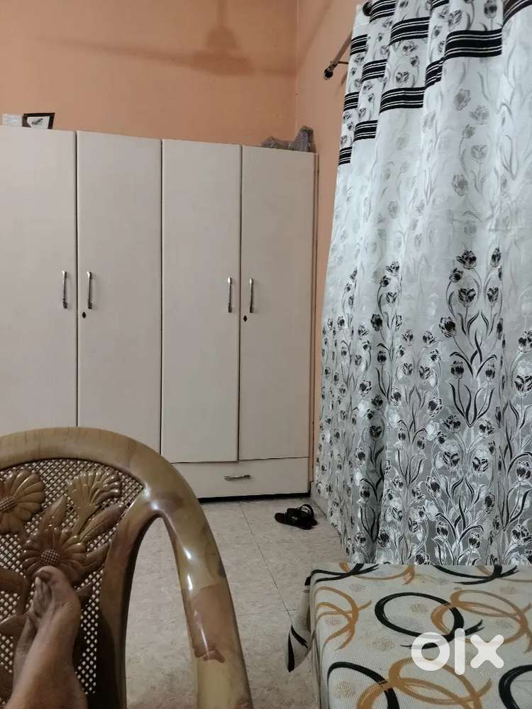 Best location near Kant road and prem Sweets