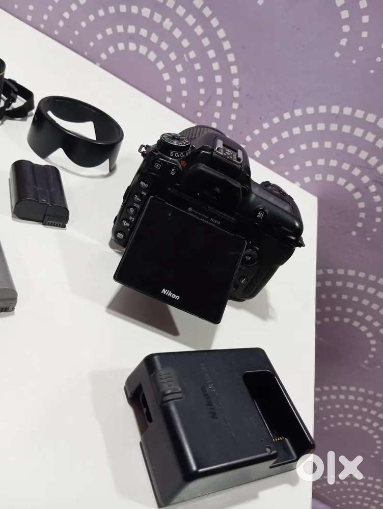 Nikon D7500, 2 Batteries, Charger ,Nikon Belt, TouchScreen,Crop sensor