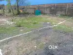 600 वर्ग फुट का प्लांट बेचना है