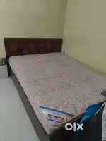 It's a queen size bed with mattress