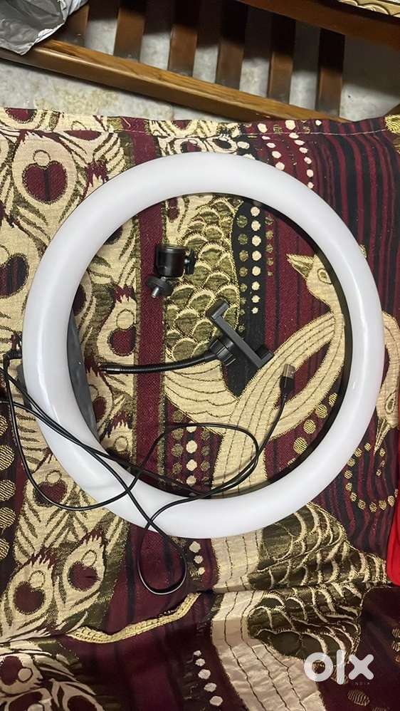 14inch ring light with 7inch stand usb connector