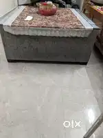 6 seater center table with glass