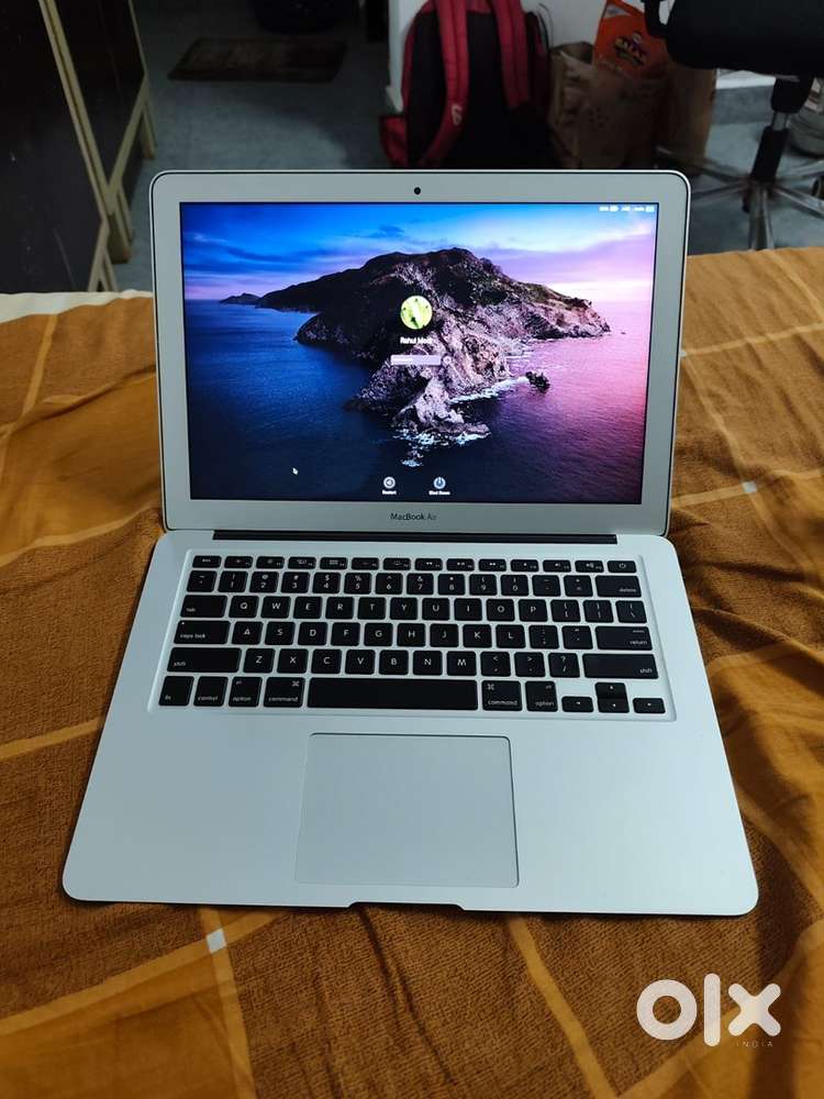 Apple Macbook Air