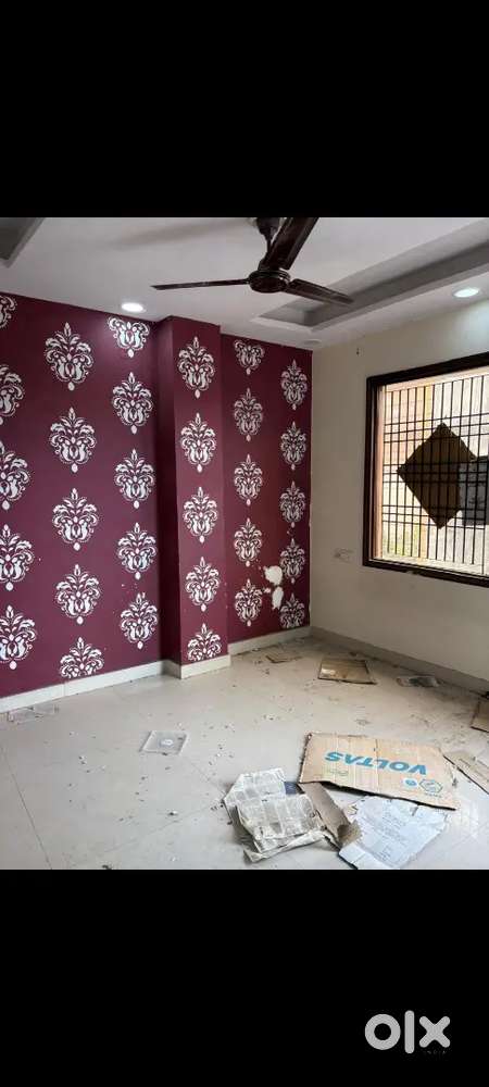 2 bhk semi furnished flat available on rent