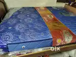 Bed queen size