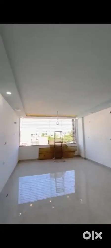 4.11Cr_5bhk with extra theatre hall luxurious bungalow 4 sale read ad