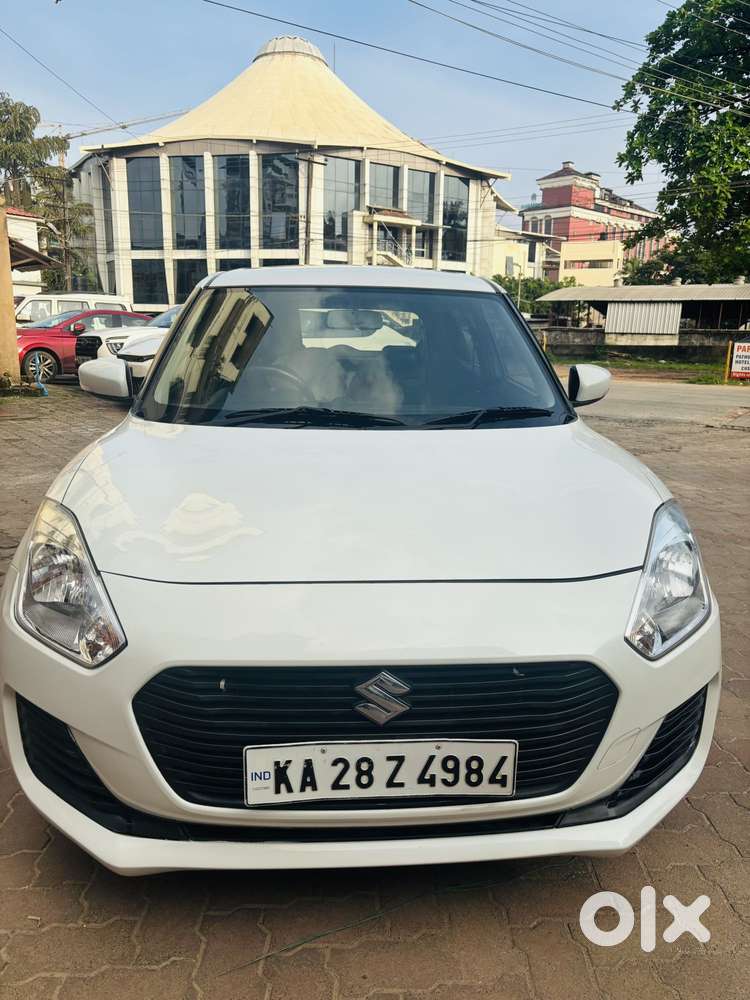 Maruti Suzuki Swift VXi + Manual, 2021, Petrol