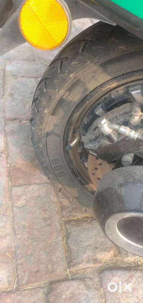 Ev scooty 5 month used only