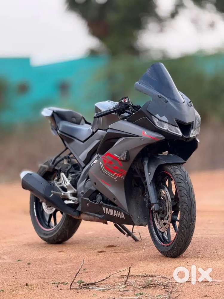 Yamaha r15v3