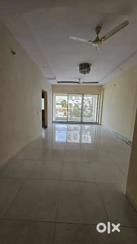 Narendra nagar 3bhk flat for at prime location
