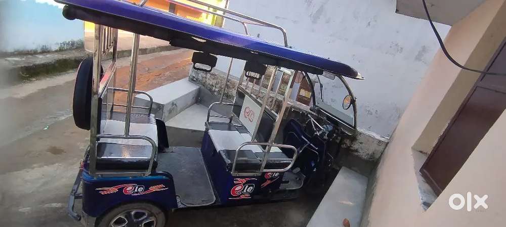 E reckshaw new condition only 5 month used no any problem