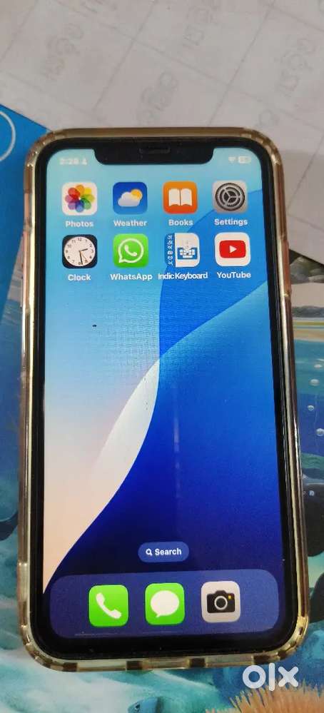 Coral colored iphone xr needed to be sold urgently