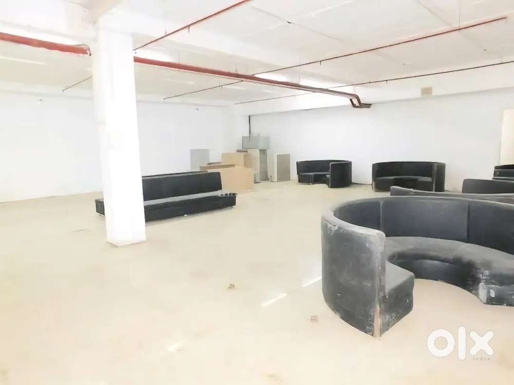 Commercial Space Available for Rent 4200 sqft  Andheri west