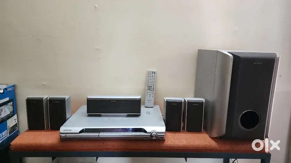 Home theatre with dvd