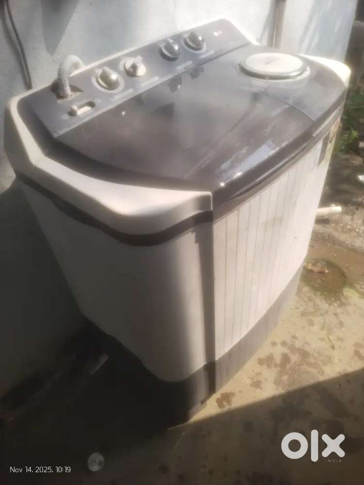 LG 7kg Semi Automatic Washing Machine