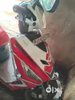 Hero maestro scooty