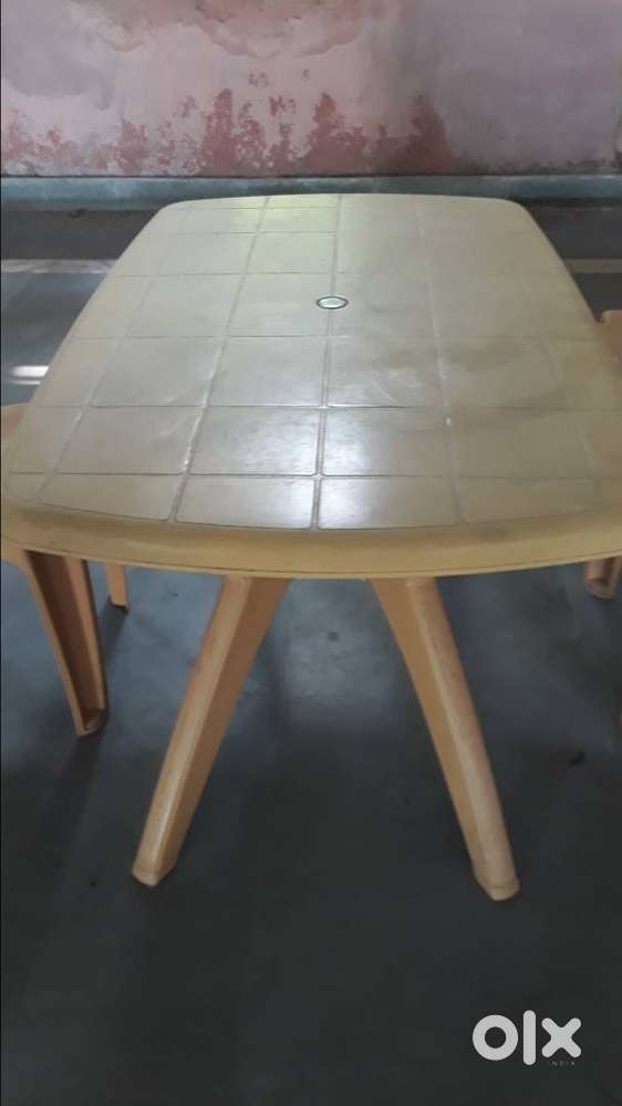 Superb table with branded