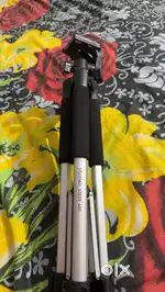 It is tripod