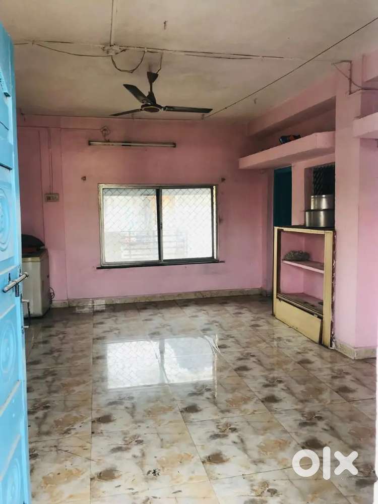 Need couple flatmate