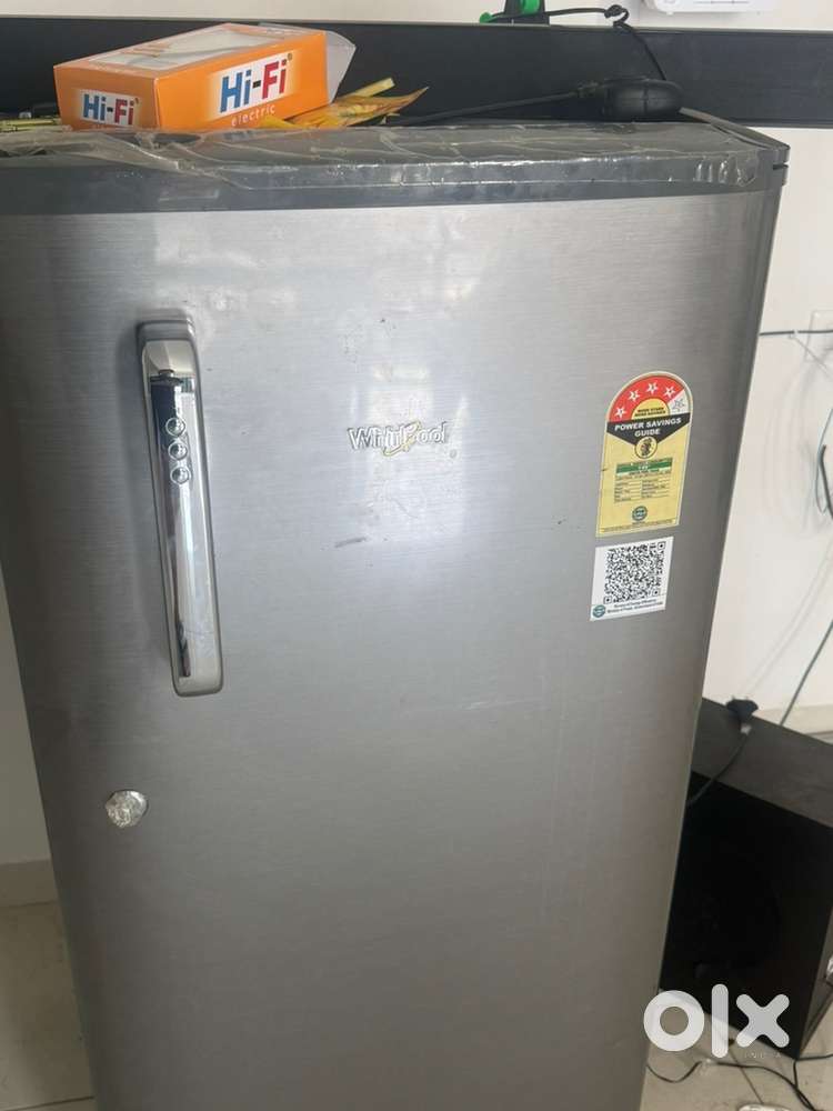 Whirlpool fridge in brand new condition