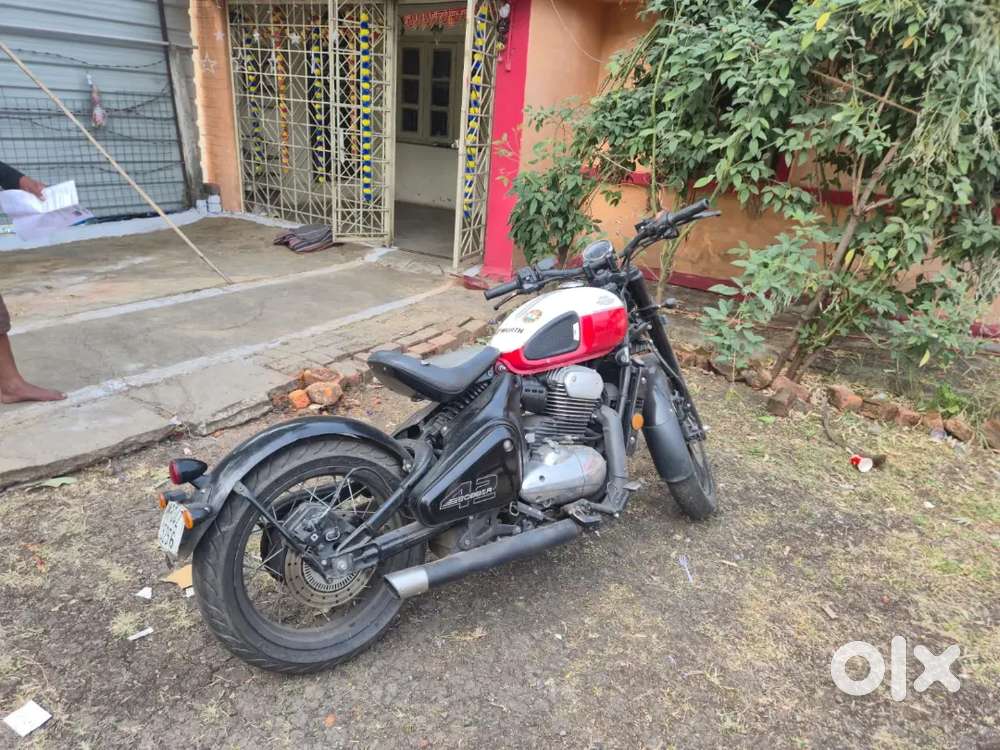 जावा एजदी बाइक